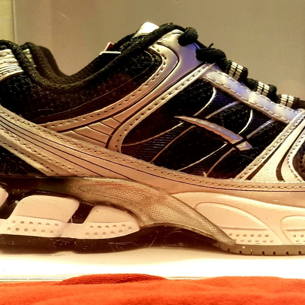 LA Gear Sneakers